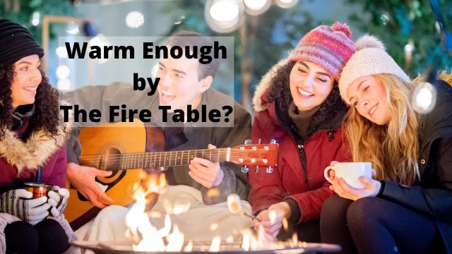 Sentado junto a una fogata de mesa, ¿tendrá frío?